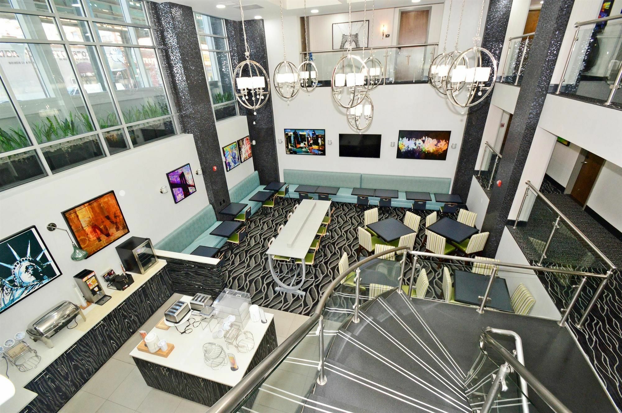 Best Western Plus Laguardia Airport Hotel Queens New York Esterno foto